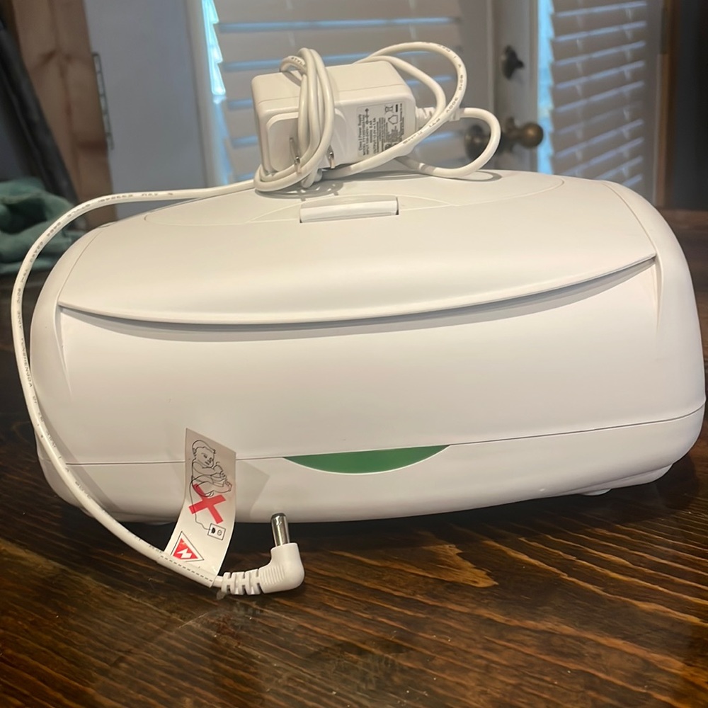 Wipe warmer, barley used!